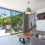 Villa Bougainvillea Boutique 1 By *